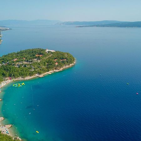 Holiday Homes Kacjak Dramalj Buitenkant foto